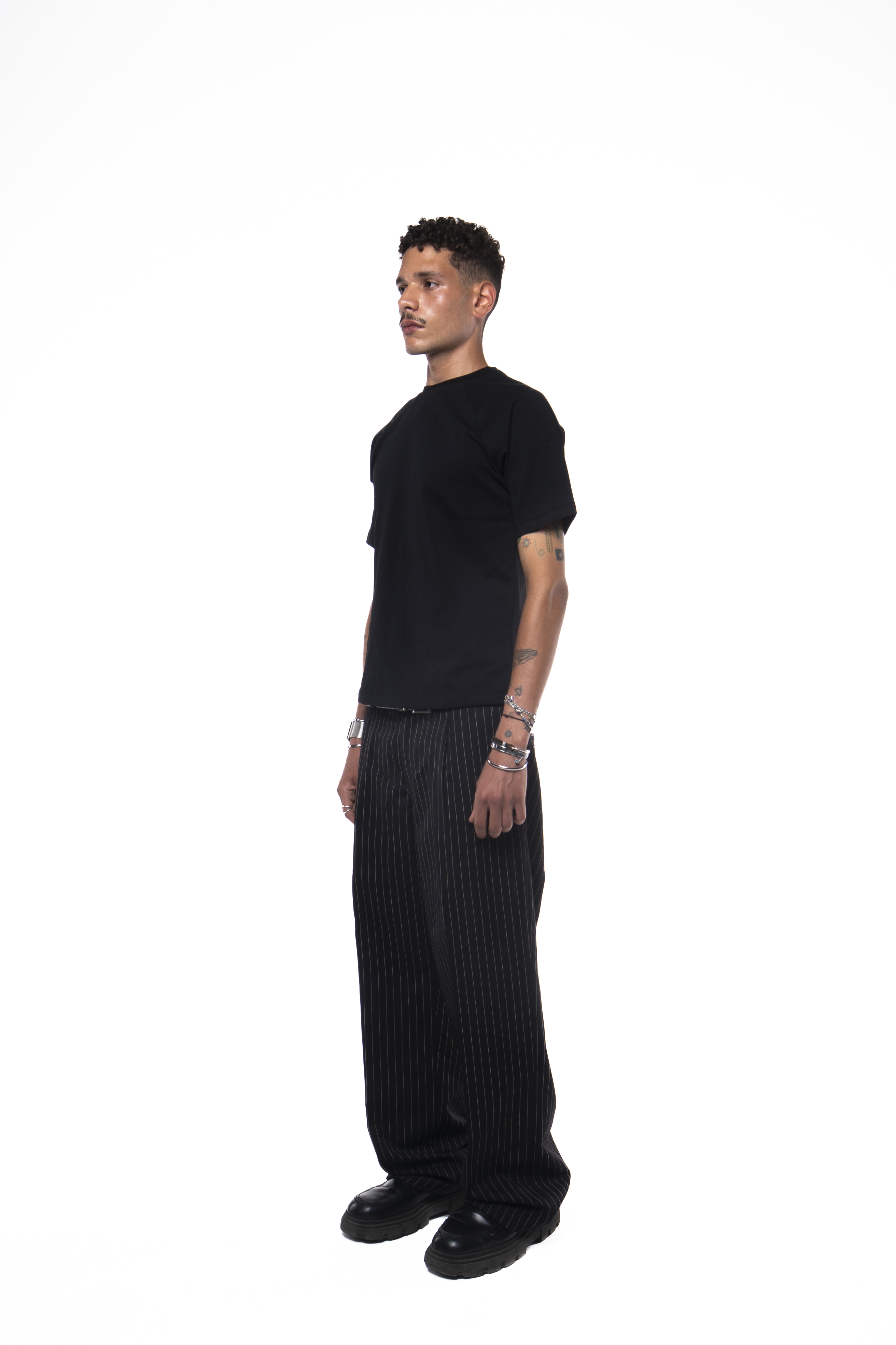SKYLINES PINSTRIPED PANTS IN BLACK